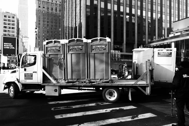 Best Luxury portable toilet rental  in Charlestown, IN